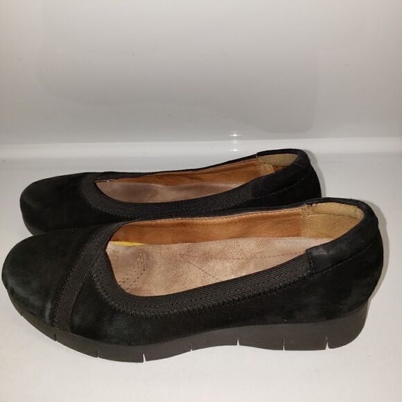 Clarks Artisan Daelyn Hill Wedge Black Sue… - Picture 8 of 8